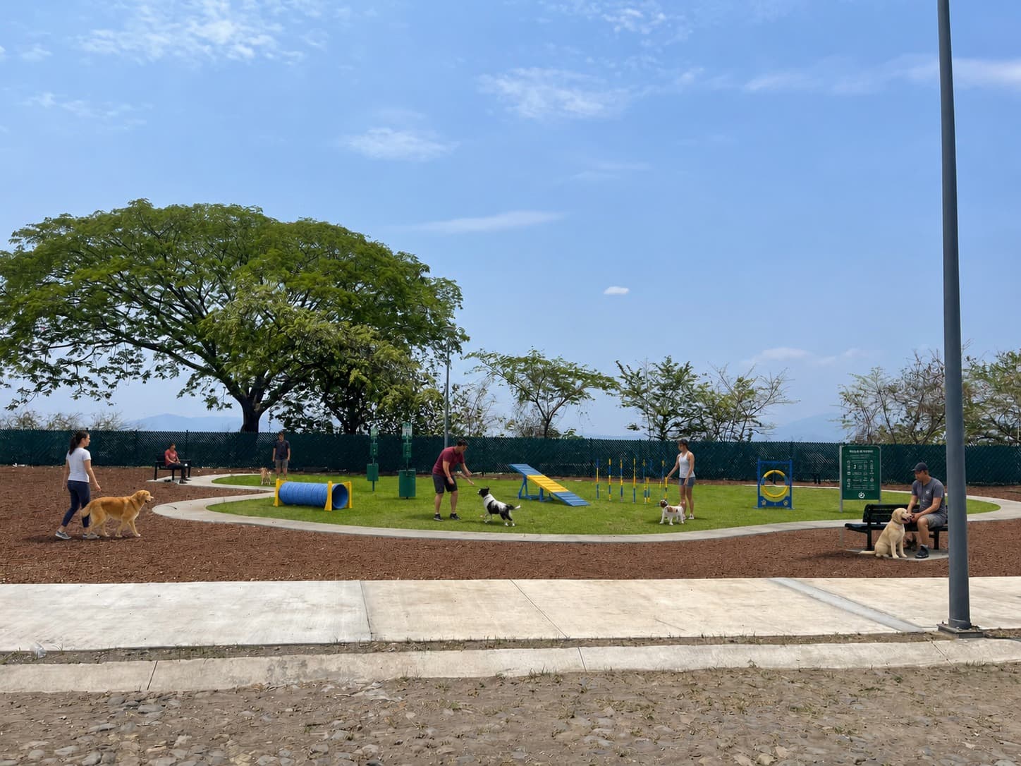 Casa en Comala — vivir en pueblo mágico Colima pros contras